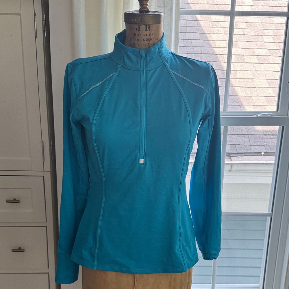 ATHLETA Women’s 3/4 Zip Shirt Sz S EUC